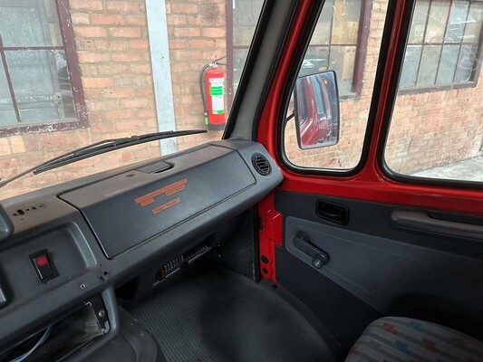 Mercedes-Benz – Feuerwehrwagen – 310D High G.V.W. Long/Low 95 PS 1994, V-76-NGP