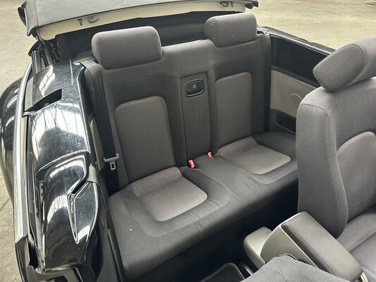 Volkswagen Neuer Käfer Cabriolet 1,4 Turin 75 PS 2003, TH-271-J