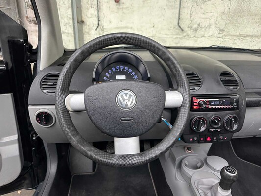 Volkswagen Neuer Käfer Cabriolet 1,4 Turin 75 PS 2003, TH-271-J