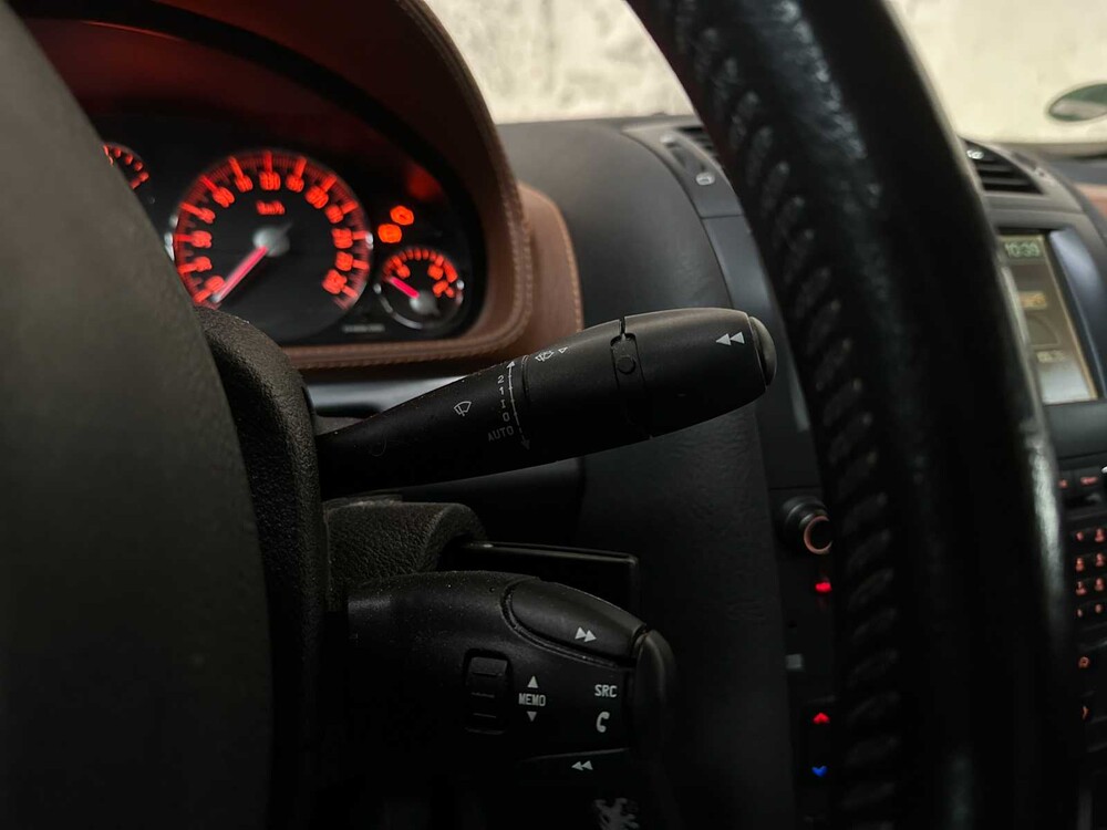 Peugeot 407 Coupé 3,0-24V Féline 208 PS 2006, 12-SR-XL