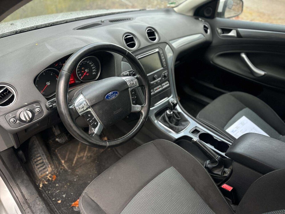 Ford Mondeo Wagon 2.0 TDCi Trend 116pk 2011, 85-PBB-8