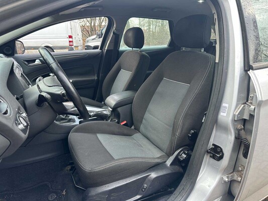 Ford Mondeo Wagon 2.0 TDCi Trend 116pk 2011, 85-PBB-8