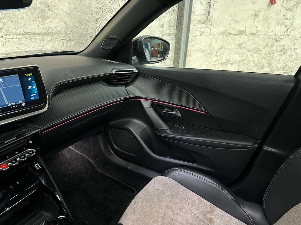 Peugeot e-2008 EV GT 50 kWh 136pk 2020, K-173-HP