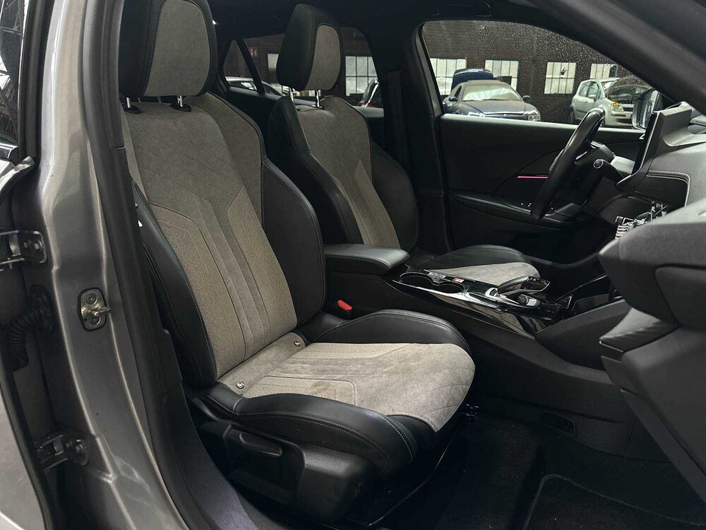 Peugeot e-2008 EV GT 50 kWh 136pk 2020, K-173-HP