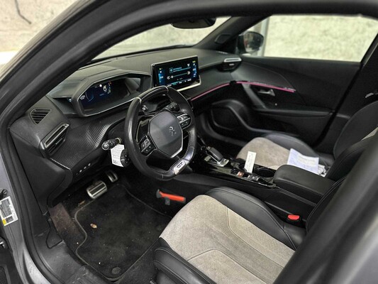 Peugeot e-2008 EV GT 50 kWh 136pk 2020, K-173-HP