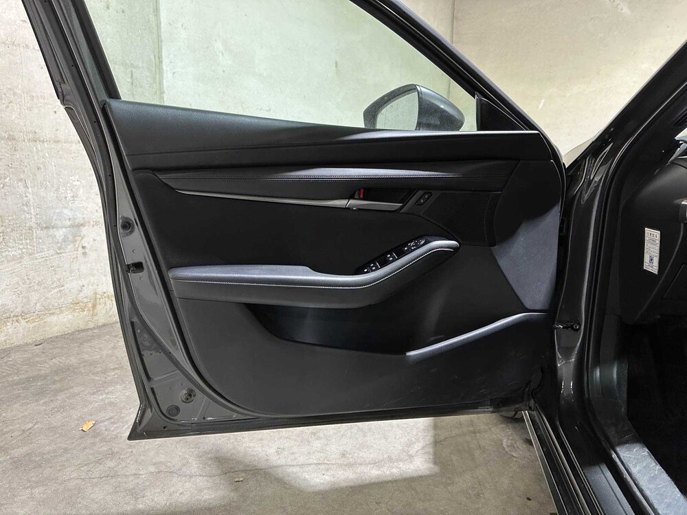 Mazda 3 2.0 e-SkyActiv-X 186 PS 2022 (Ursprünglicher NL+1. Besitzer), P-184-HB