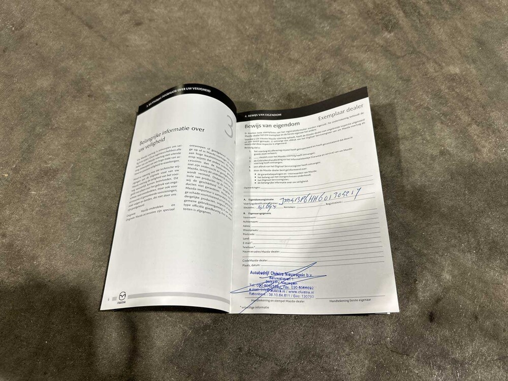 Mazda 3 2.0 e-SkyActiv-X 186 PS 2022 (Ursprünglicher NL+1. Besitzer), P-184-HB