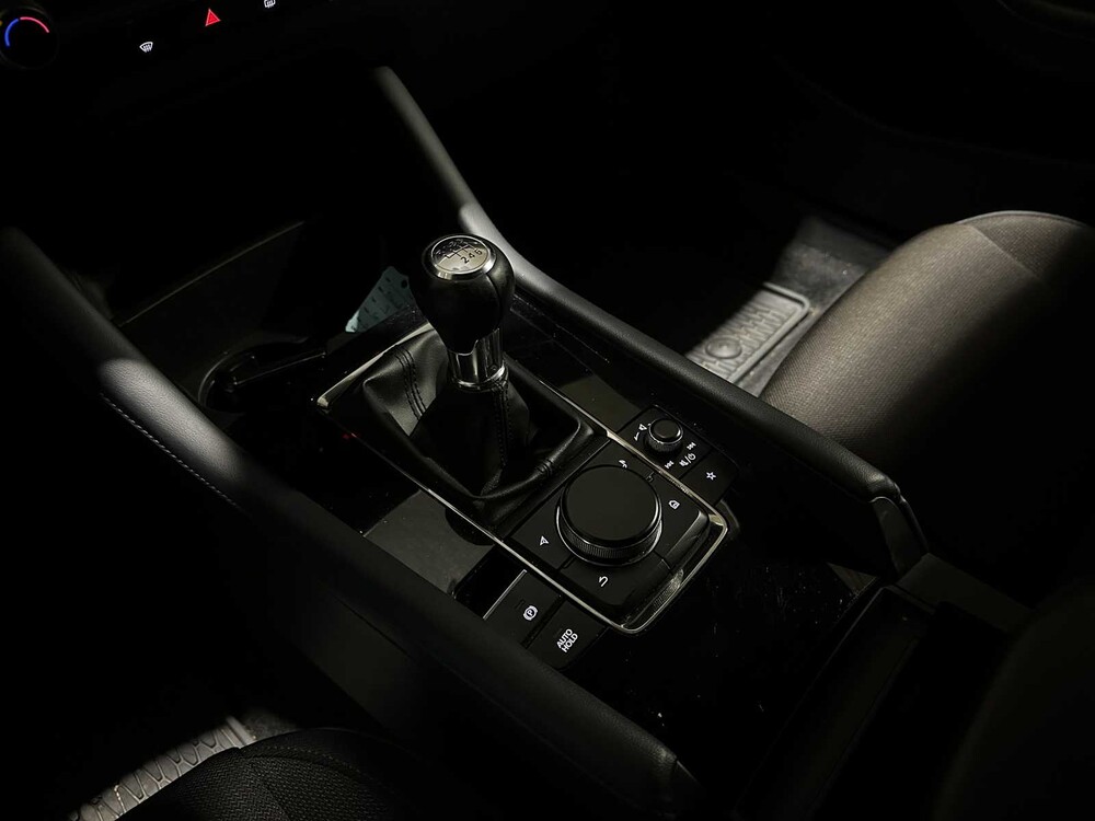 Mazda 3 2.0 e-SkyActiv-X 186 PS 2022 (Ursprünglicher NL+1. Besitzer), P-184-HB