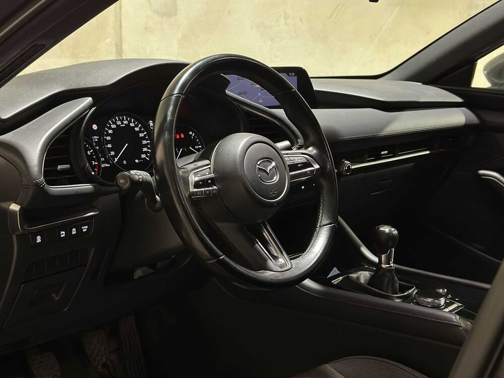Mazda 3 2.0 e-SkyActiv-X 186 PS 2022 (Ursprünglicher NL+1. Besitzer), P-184-HB
