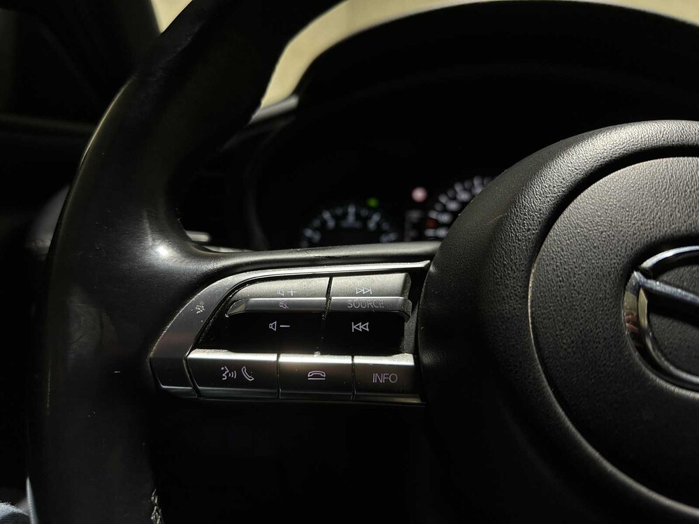 Mazda 3 2.0 e-SkyActiv-X 186 PS 2022 (Ursprünglicher NL+1. Besitzer), P-184-HB