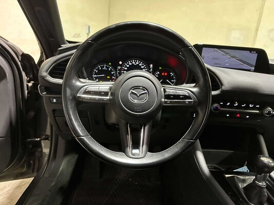 Mazda 3 2.0 e-SkyActiv-X 186 PS 2022 (Ursprünglicher NL+1. Besitzer), P-184-HB