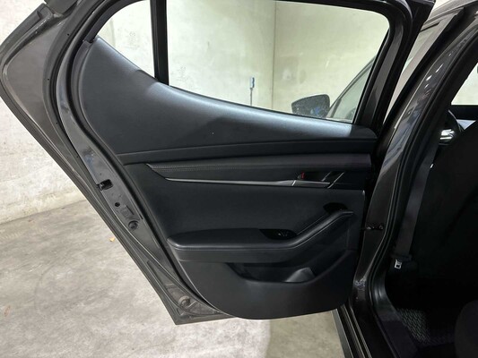 Mazda 3 2.0 e-SkyActiv-X 186 PS 2022 (Ursprünglicher NL+1. Besitzer), P-184-HB