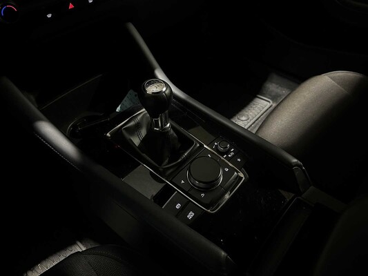 Mazda 3 2.0 e-SkyActiv-X 186 PS 2022 (Ursprünglicher NL+1. Besitzer), P-184-HB