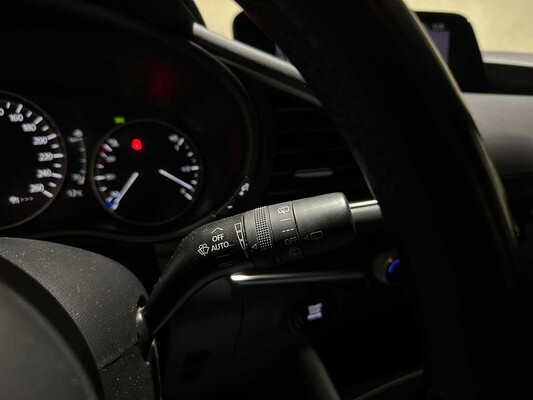 Mazda 3 2.0 e-SkyActiv-X 186 PS 2022 (Ursprünglicher NL+1. Besitzer), P-184-HB