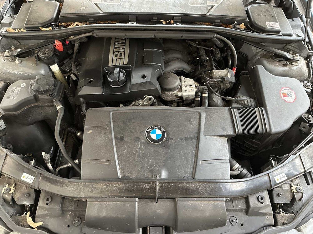 BMW 318i Touring Corporate Lease Luxury Line 136pk 2011 (Origineel-NL) 3-serie, 51-SKX-6