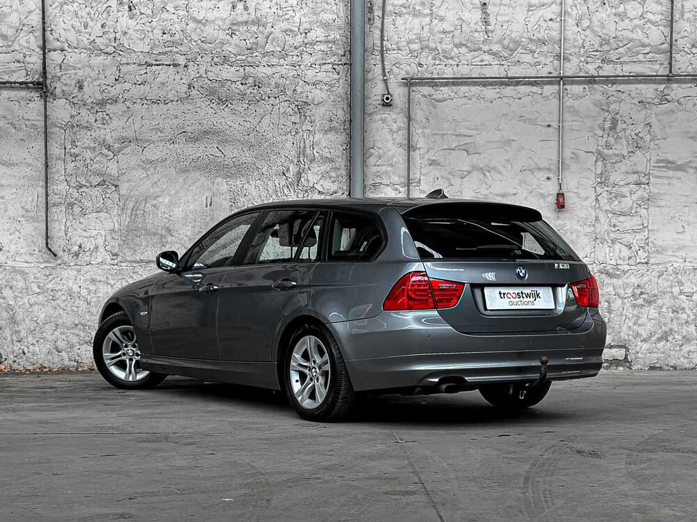 BMW 318i Touring Corporate Lease Luxury Line 136pk 2011 (Origineel-NL) 3-serie, 51-SKX-6