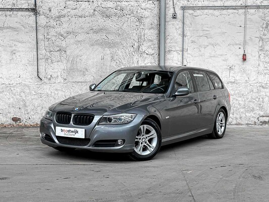 BMW 318i Touring Corporate Lease Luxury Line 136pk 2011 (Origineel-NL) 3-serie, 51-SKX-6