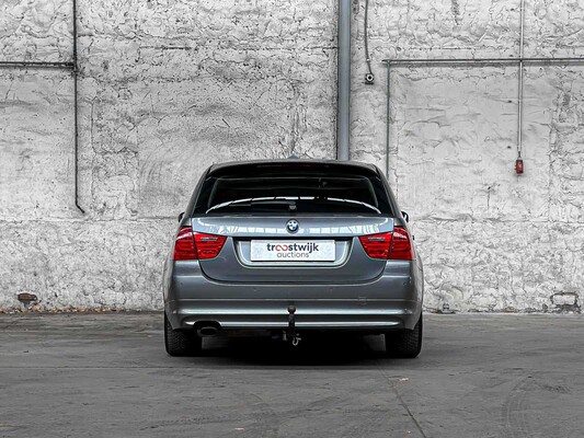 BMW 318i Touring Corporate Lease Luxury Line 136pk 2011 (Origineel-NL) 3-serie, 51-SKX-6