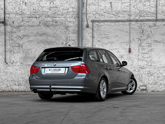 BMW 318i Touring Corporate Lease Luxury Line 136pk 2011 (Origineel-NL) 3-serie, 51-SKX-6