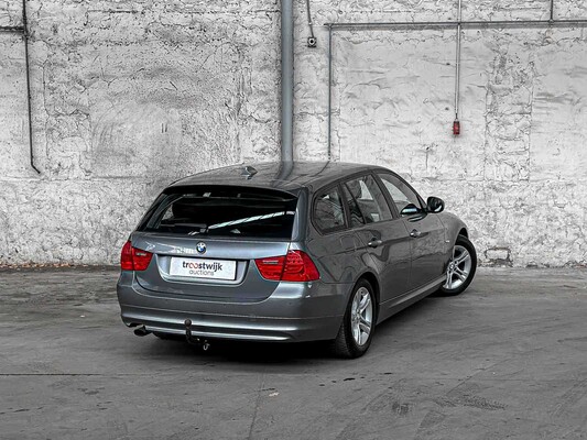 BMW 318i Touring Corporate Lease Luxury Line 136pk 2011 (Origineel-NL) 3-serie, 51-SKX-6