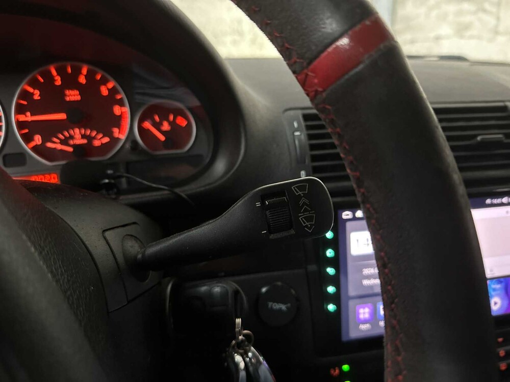 BMW 320i Executive 6-cilinder 150pk 1998, XJ-DS-29