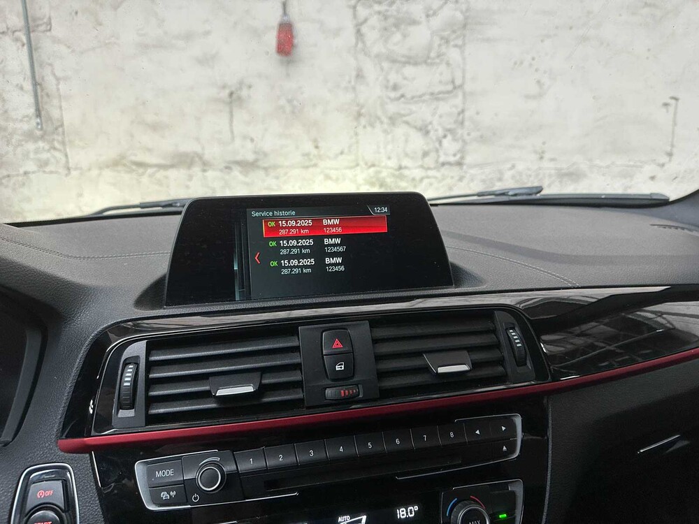 BMW 118i Corporate Lease Executive 1-Serie 136pk 2017, RH-134-H