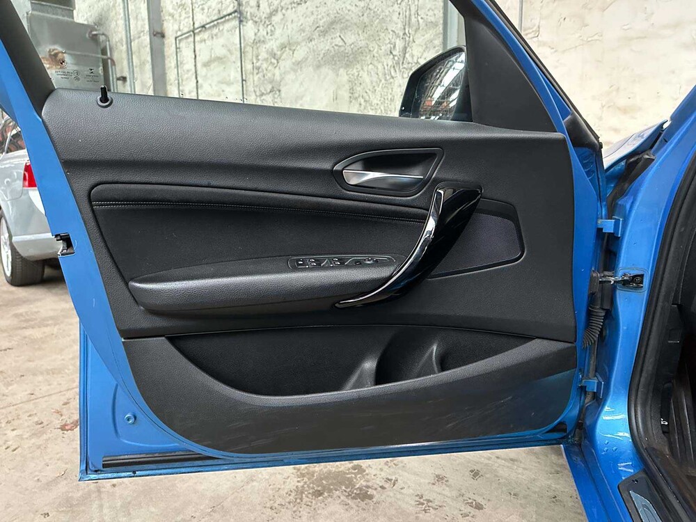 BMW 118i Corporate Lease Executive 1-Serie 136pk 2017, RH-134-H