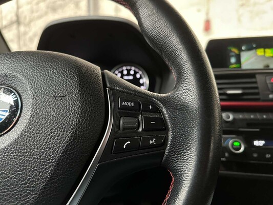 BMW 118i Corporate Lease Executive 1-Serie 136pk 2017, RH-134-H