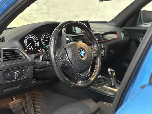 BMW 118i Corporate Lease Executive 1-Serie 136pk 2017, RH-134-H