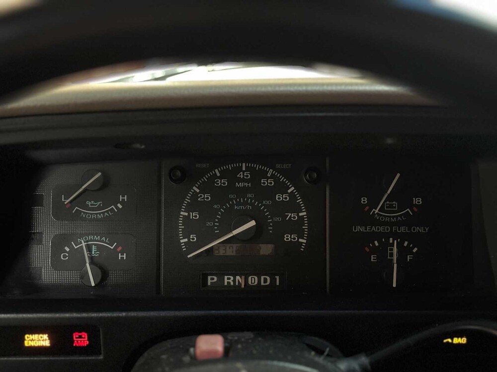 Ford E150 5.0 1993, 95-VH-NN