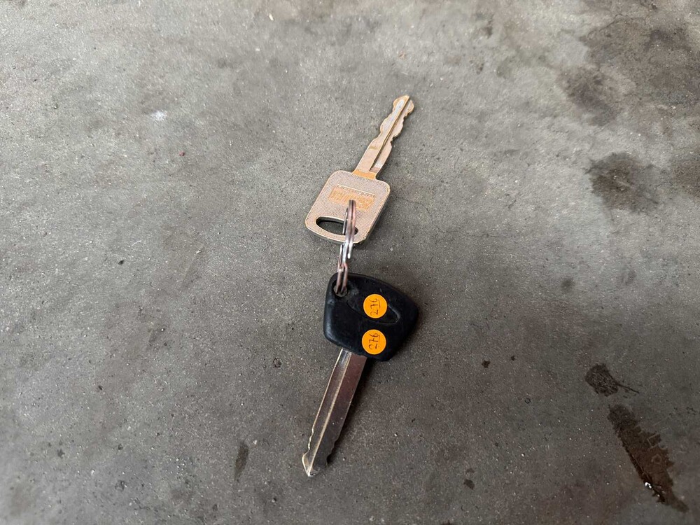 Ford E150 5.0 1993, 95-VH-NN