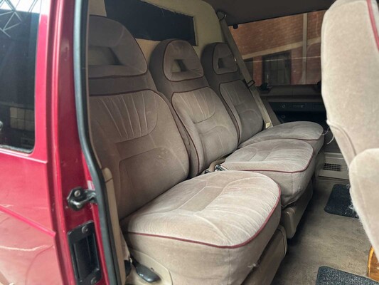 Ford E150 5.0 1993, 95-VH-NN