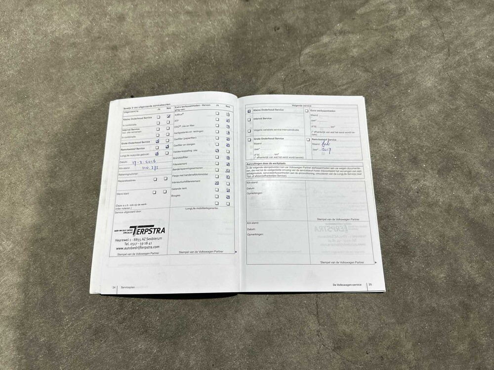 Volkswagen Tiguan 2.0 TDI Sport&&Style 4Motion 140 PS 2011 (Original-NL), 74-PNH-9