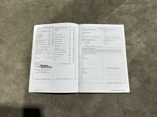 Volkswagen Tiguan 2.0 TDI Sport&&Style 4Motion 140 PS 2011 (Original-NL), 74-PNH-9