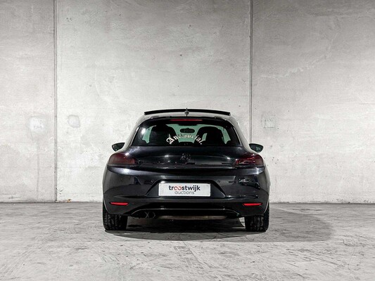 Volkswagen Scirocco 1.4 TSI Highline 122pk 2009, J-351-JG