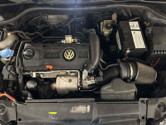 Volkswagen Scirocco 1.4 TSI Highline 122pk 2009, J-351-JG