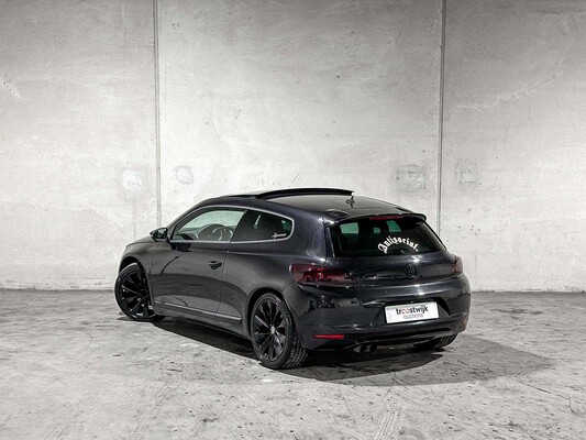 Volkswagen Scirocco 1.4 TSI Highline 122pk 2009, J-351-JG
