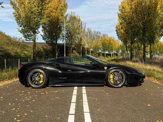 Ferrari 488 Spider HELE 3.9 V8 -Full Carbon- 670pk 2018