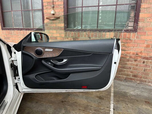 Mercedes-Benz C250 Edition 1 AMG-Line 211pk 2016 C-klasse Coupé, PT-406-T