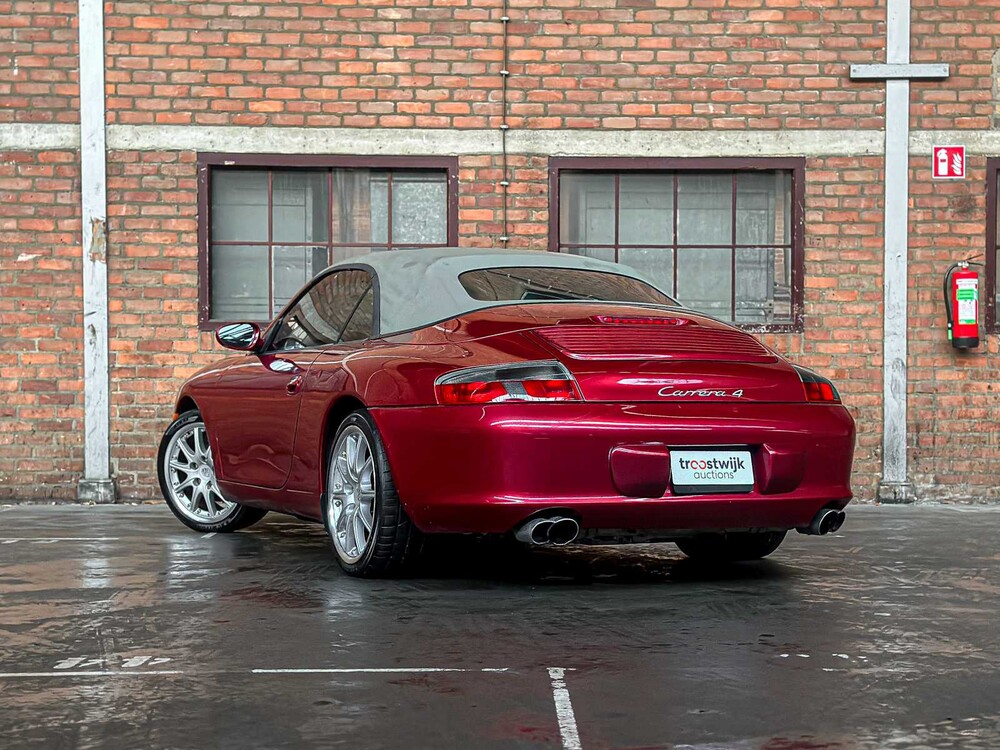 Porsche 911 996 Carrera Cabrio 4 3.6 320pk 2004 -Youngtimer-