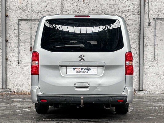 Peugeot Expert Traveller 1.5 9-persoons 120pk 2019
