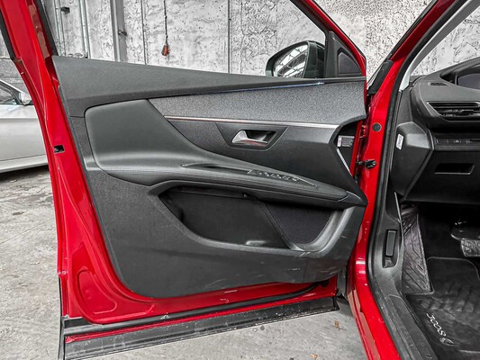 Peugeot 3008 1.2 PureTech Allure 131pk 2019, G-246-KZ