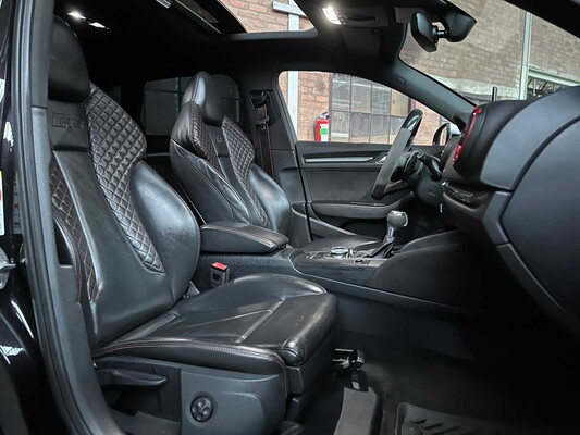 Audi RS3 Sportback 2.5 TFSI Quattro 400pk 2018, K-568-GN