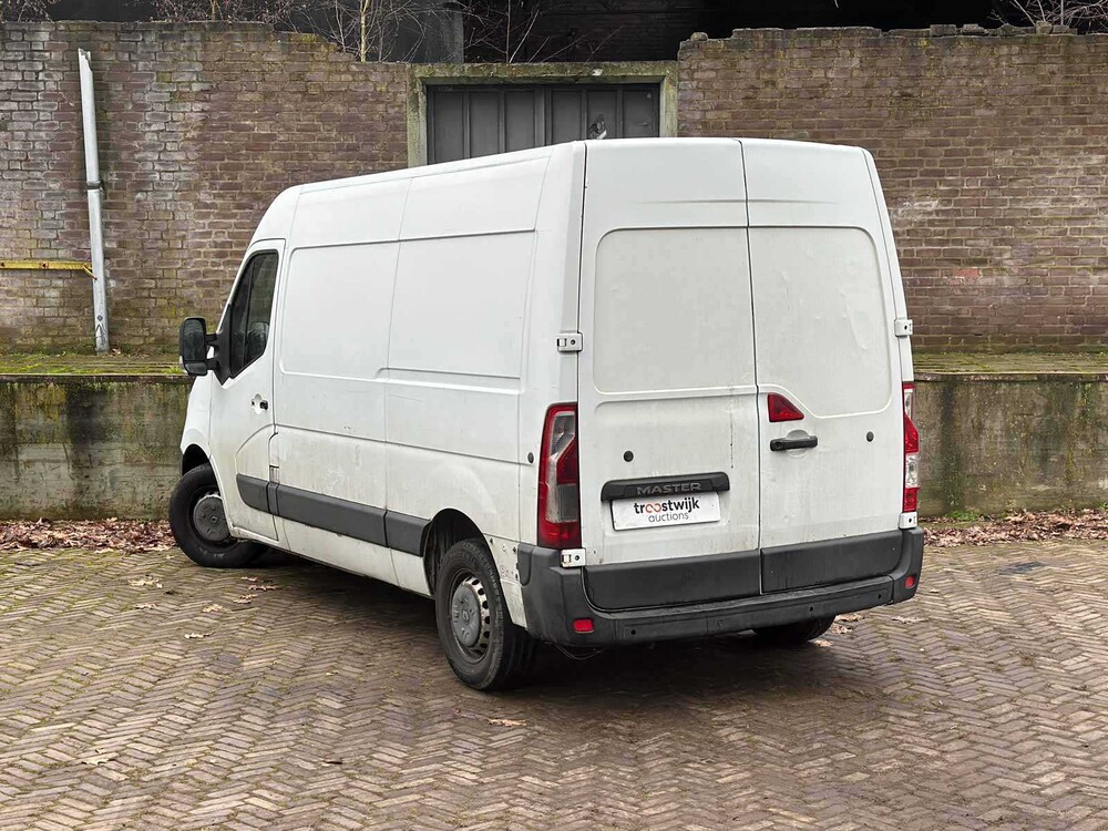 Renault Master T35 2.3 dCi L2H3 Eco 125pk 2013, VD-911-L