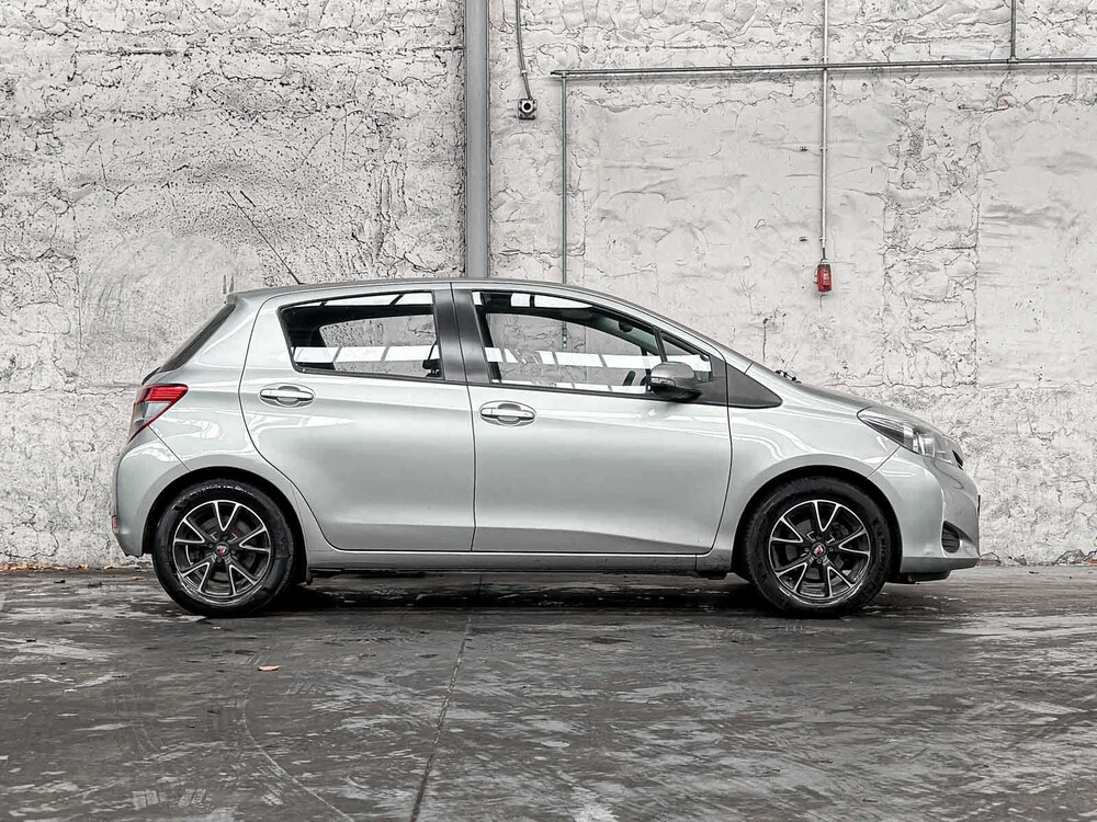 Toyota Yaris 1.3 VVTi Aspiration 2011 98pk, RB-304-D