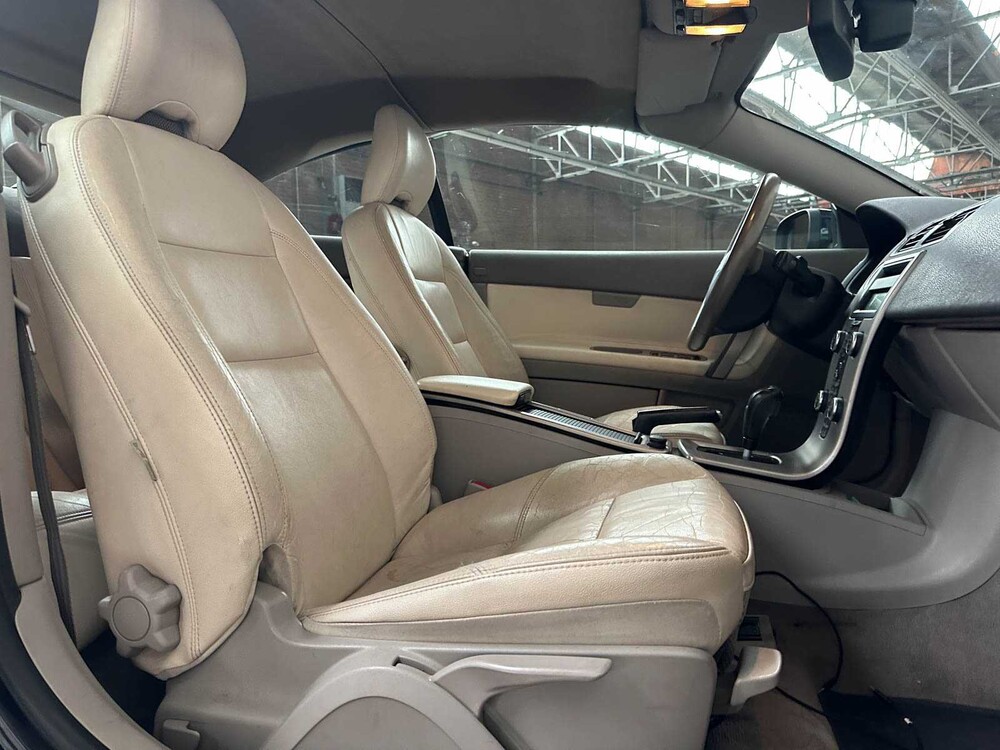 Volvo C70 Convertible 2.4 D5 Momentum 177pk 2007, 05-XL-LL