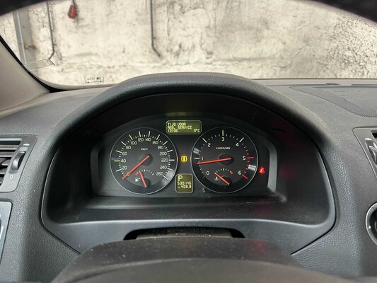 Volvo C70 Convertible 2.4 D5 Momentum 177pk 2007, 05-XL-LL