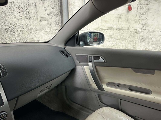 Volvo C70 Convertible 2.4 D5 Momentum 177pk 2007, 05-XL-LL