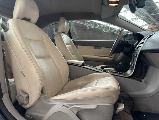 Volvo C70 Convertible 2.4 D5 Momentum 177pk 2007, 05-XL-LL