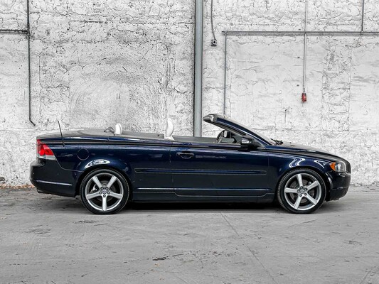 Volvo C70 Convertible 2.4 D5 Momentum 177pk 2007, 05-XL-LL